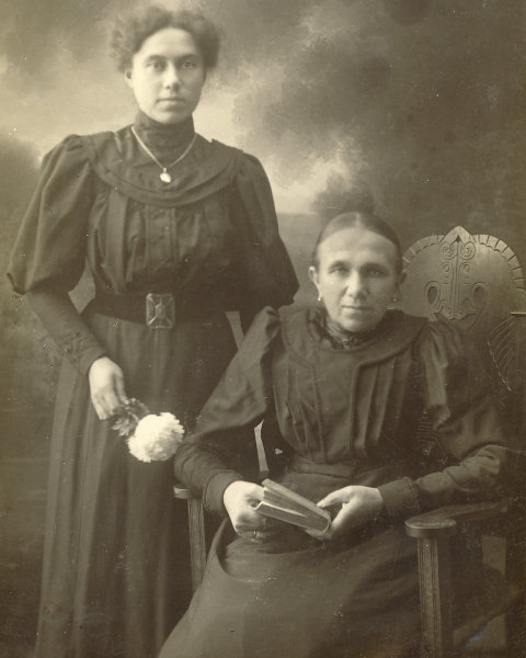 Tante Helene Oma Maria